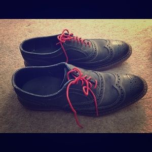 Allen Edmonds men’s dress shoes